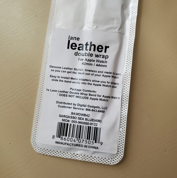 New Iphone smart watch 45 mm genuine leather wrap around navy blue strap - Picture 5 of 5